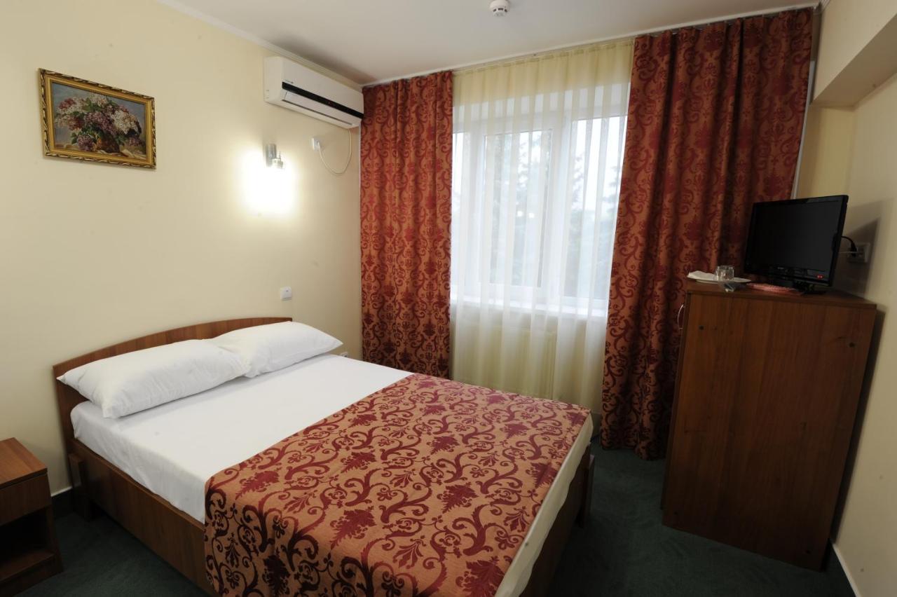 Vila Verde Hotel Ungheni Targ Room photo